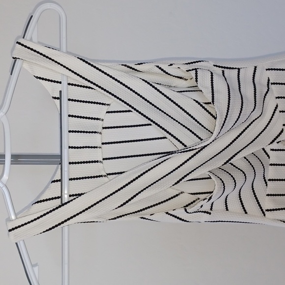 Lush Striped Dress - Picture 7 of 11